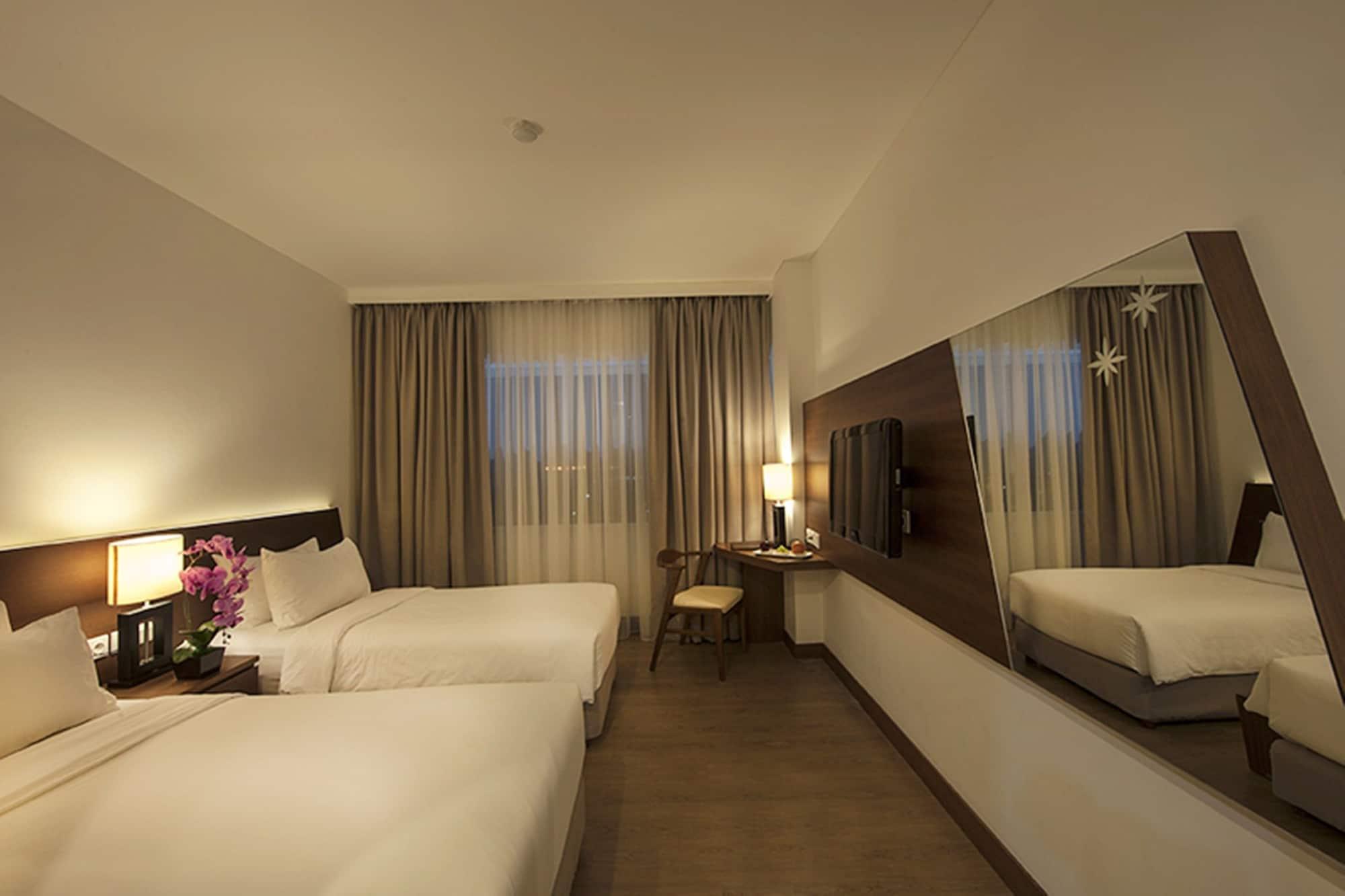 D'Primahotel Tangerang Exteriör bild